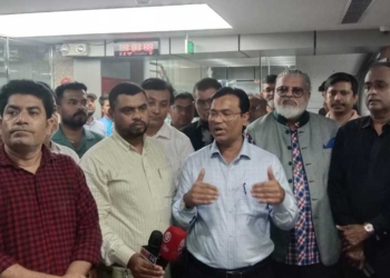 মালয়েশিয়ার শ্রমবাজার: এজেন্সি বাছাইয়ে শর্ত তুলে দেওয়ার দাবি