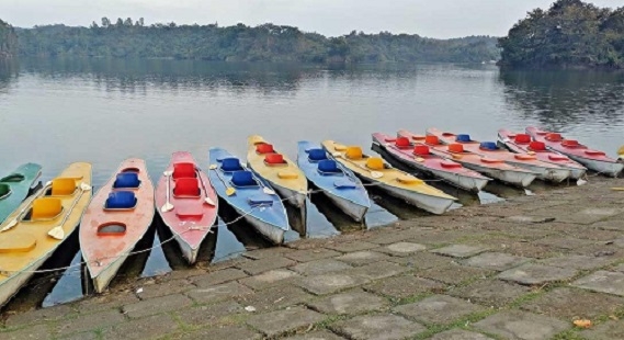 মীরসরাই মহামায়া লেক, পাহাড়ের অপরূপ মেলবন্ধন