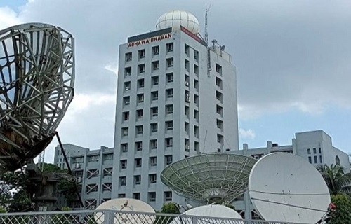 ৪ বিভাগে ‘অতি ভারী’ বর্ষণ, ১০ অঞ্চলে ঝড়