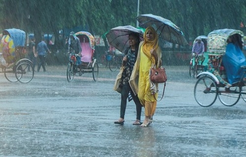 এপ্রিলে রেকর্ড বৃষ্টি: জলবায়ু পরিবর্তনের নতুন শঙ্কা