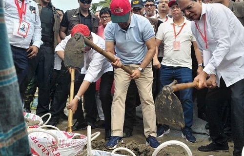 ত্রিশালে ধরার খাল পুনর্খনন কাজ উদ্বোধন করলেন প্রধানমন্ত্রী
