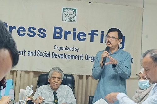 শিক্ষিত মানুষরা বেশি পলিথিন ব্যবহার করেন: গবেষণা