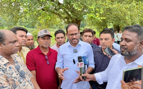 প্রান্তিক জনগোষ্ঠীকে অর্থনৈতিকভাবে সমৃদ্ধ করতে সরকার কাজ করছে