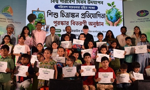 পরিবেশ মেলায় সিএজেএফের শিশু চিত্রাঙ্কন প্রতিযোগিতা
