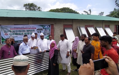 বন্যাদুর্গত মানুষের পাশে মাইজভাণ্ডারী ট্রাস্ট